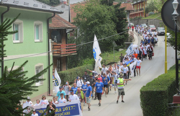 ГОДИШЊИЦА ЗЛОЧИНА У СРЕБРЕНИЦИ: Слепи за српске жртве!